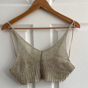 Main strip stretch knit crop tank